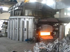13T lidded aluminum melting furnace